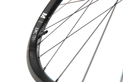 Rueda Delantera DT SWISS XMC 1200 SPLINE 30 mm 27.5" 15x110 mm