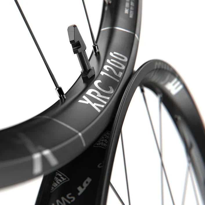 Rueda delantera DT SWISS XRC 1200 SPLINE 29" 30 mm 15x110 mm