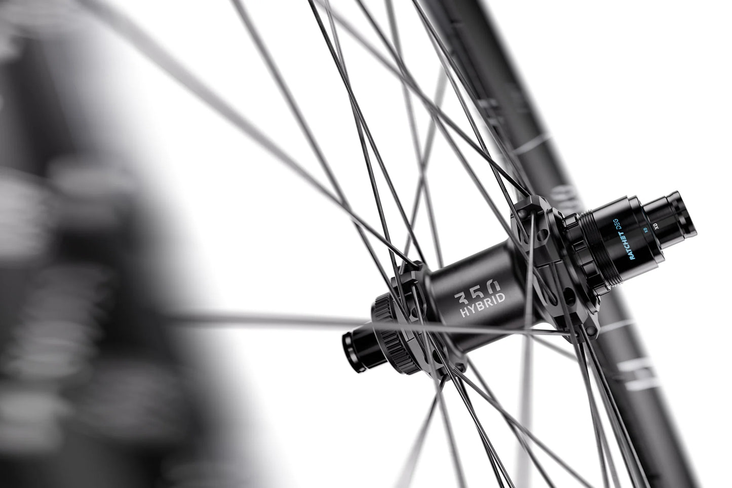 Rueda trasera DT SWISS HX 1700 SPLINE 30 mm 27.5" 12x148 mm Boost