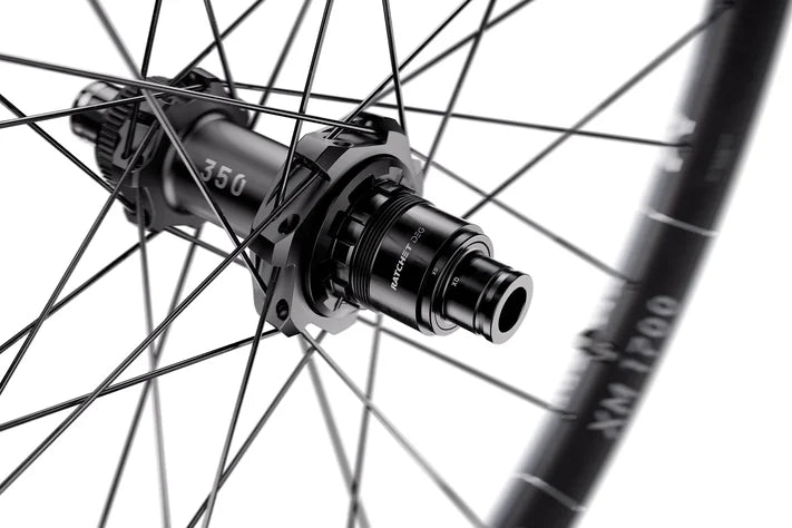 Rueda trasera DT SWISS XM 1700 SPLINE 30 mm 27,5" 12x148 mm Boost 2026