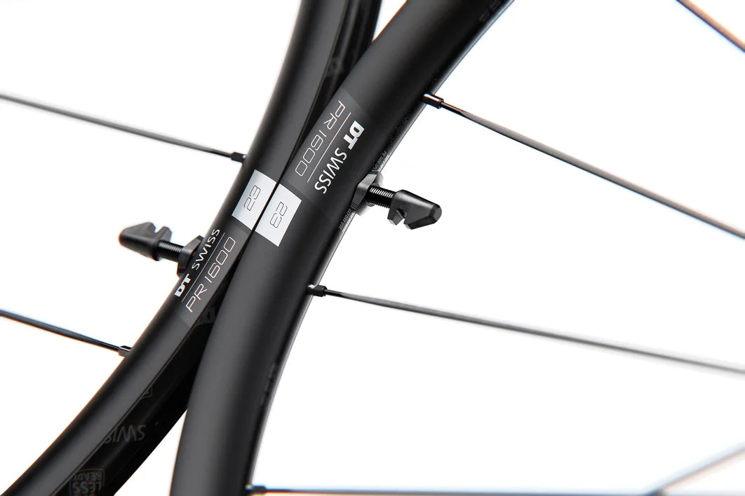 Rueda delantera DT SWISS PR 1600 SPLINE 23 DIC Tubeless Ready (Center Lock)