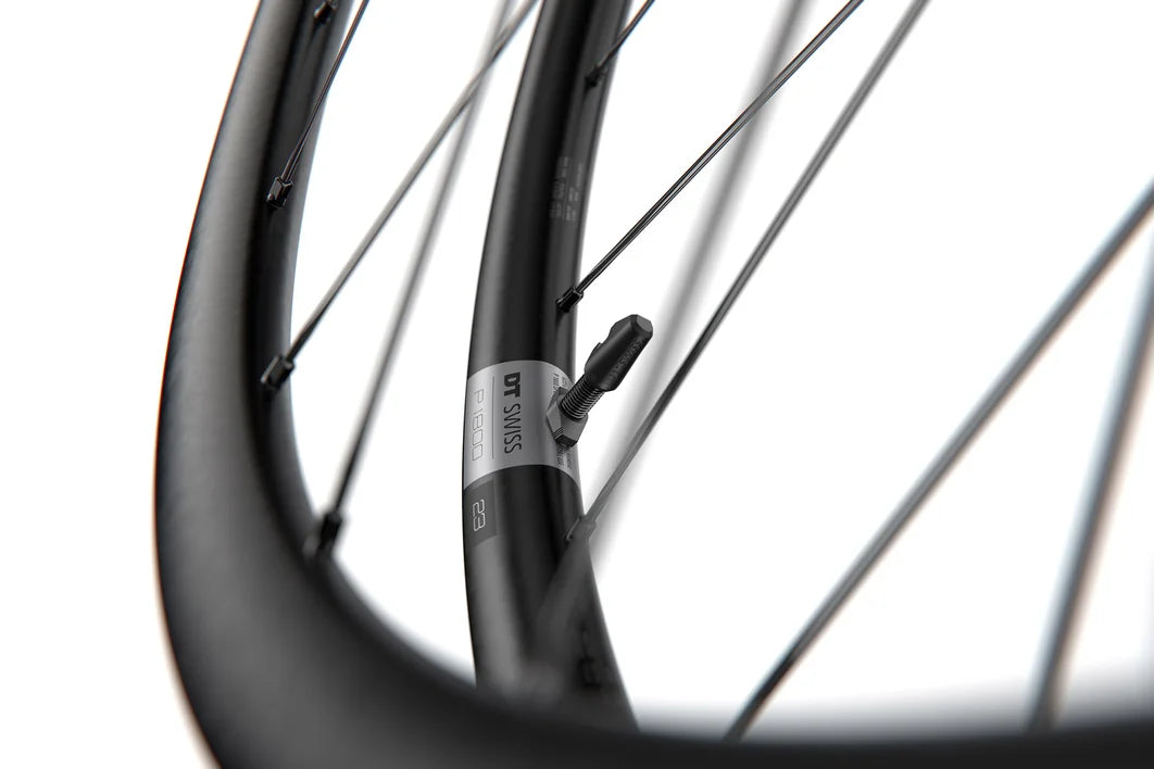 Rueda trasera DT SWISS P 1800 SPLINE 23 DIC Tubeless Ready (Center Lock)