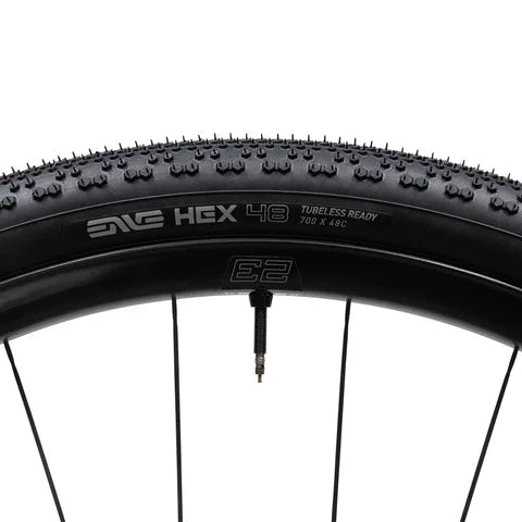 Neumático ENVE HEX 700x48c Tubeless Ready Negro