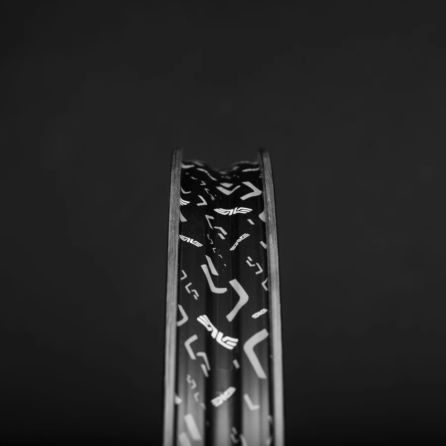Rueda delantera ENVE G SES 6.7 PROTubeless Ready (Center Lock) Negro