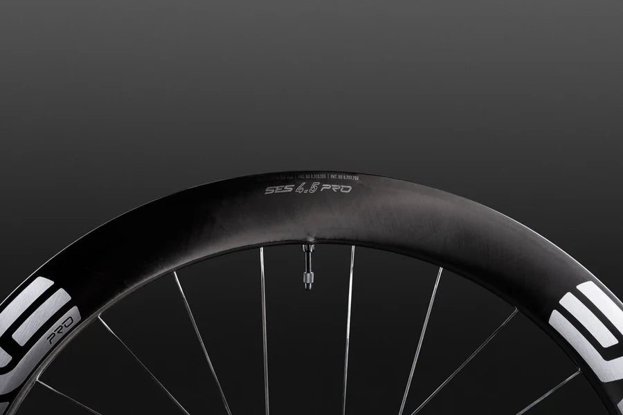 Rueda trasera ENVE SES 4.5 PRO Negra