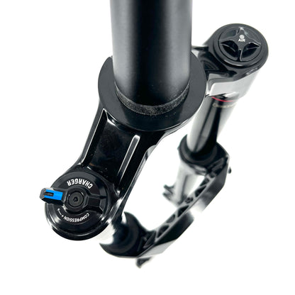 Horquilla ROCKSHOX LYRIK SELECT+ CHARGER RC 29" DEBONAIR+ cónica sobredimensionada para e-bike 15x110 mm Boost negra