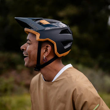 Casco MTB LEATT MTB ALL-MOUNTAIN 3.0 Negro/Naranja