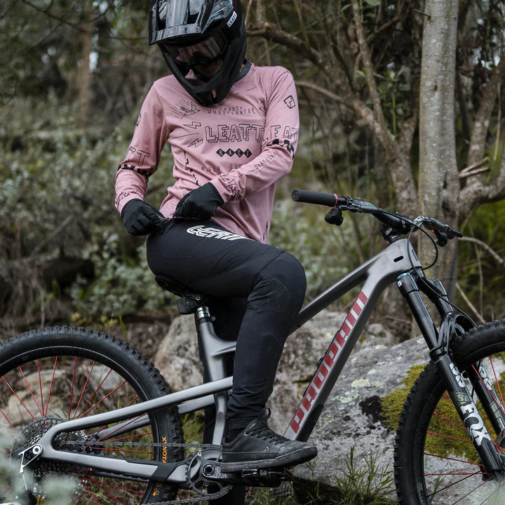 Pantalón LEATT MTB GRAVITY 3.0 Mujer Negro