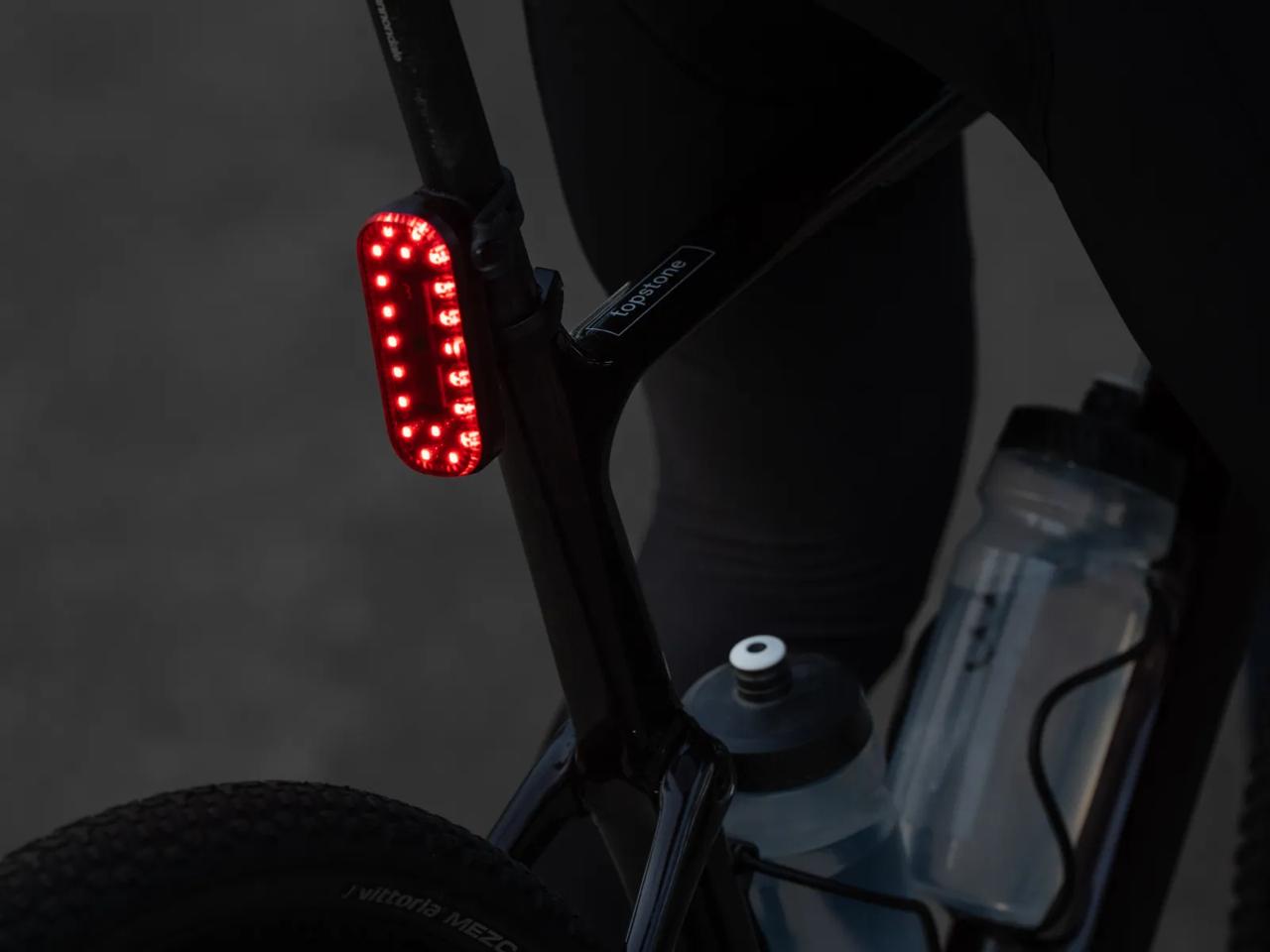 Iluminación Trasera BBB RADAR 80 Lúmenes