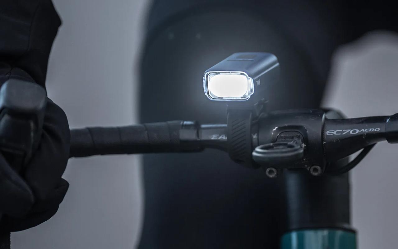 Faro Delantero BBB NANOSTRIKE 700 i Azul