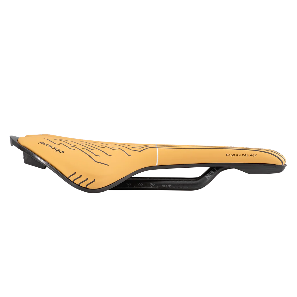 Sillín PROLOGO NAGO R4 PAS AGX 137mm Nack Rails Marrón