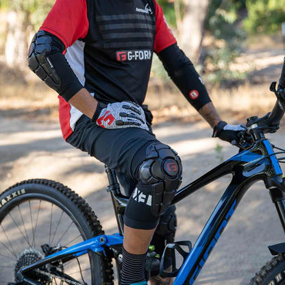 Rodilleras G-FORM PRO-X3 Negro Mate