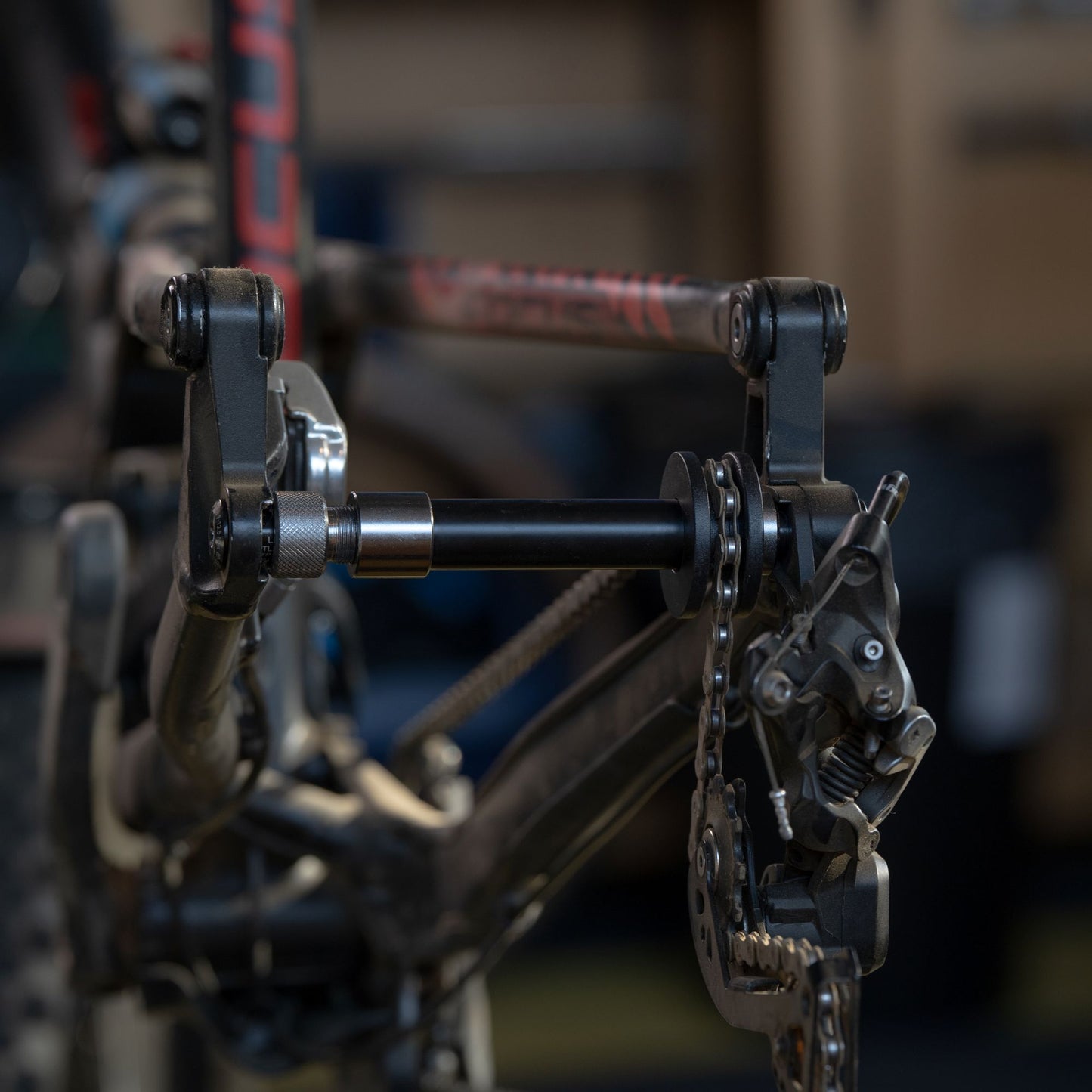 PBS TOOLS Soporte de cadena ajustable para pasador de 12 mm