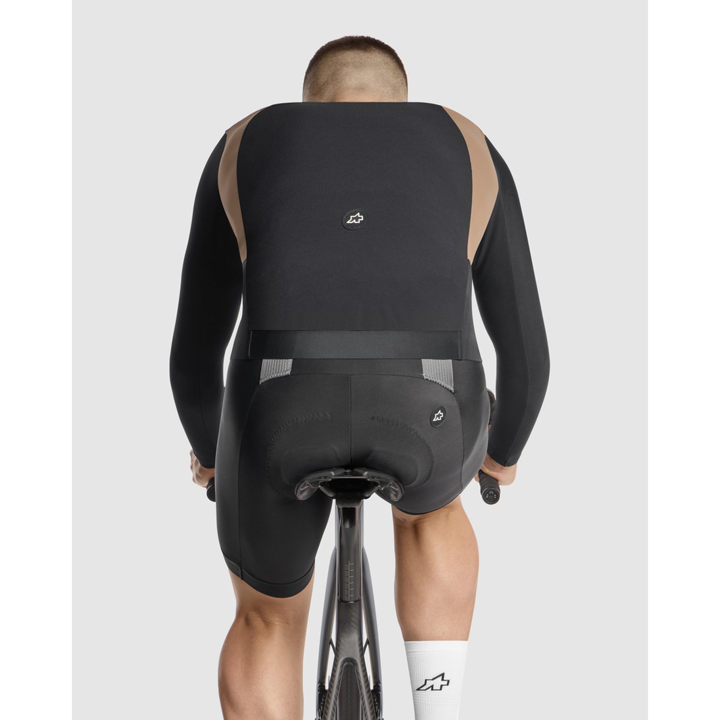 Chaqueta sin mangas ASSOS MILLE GTS S11 Terra Sand