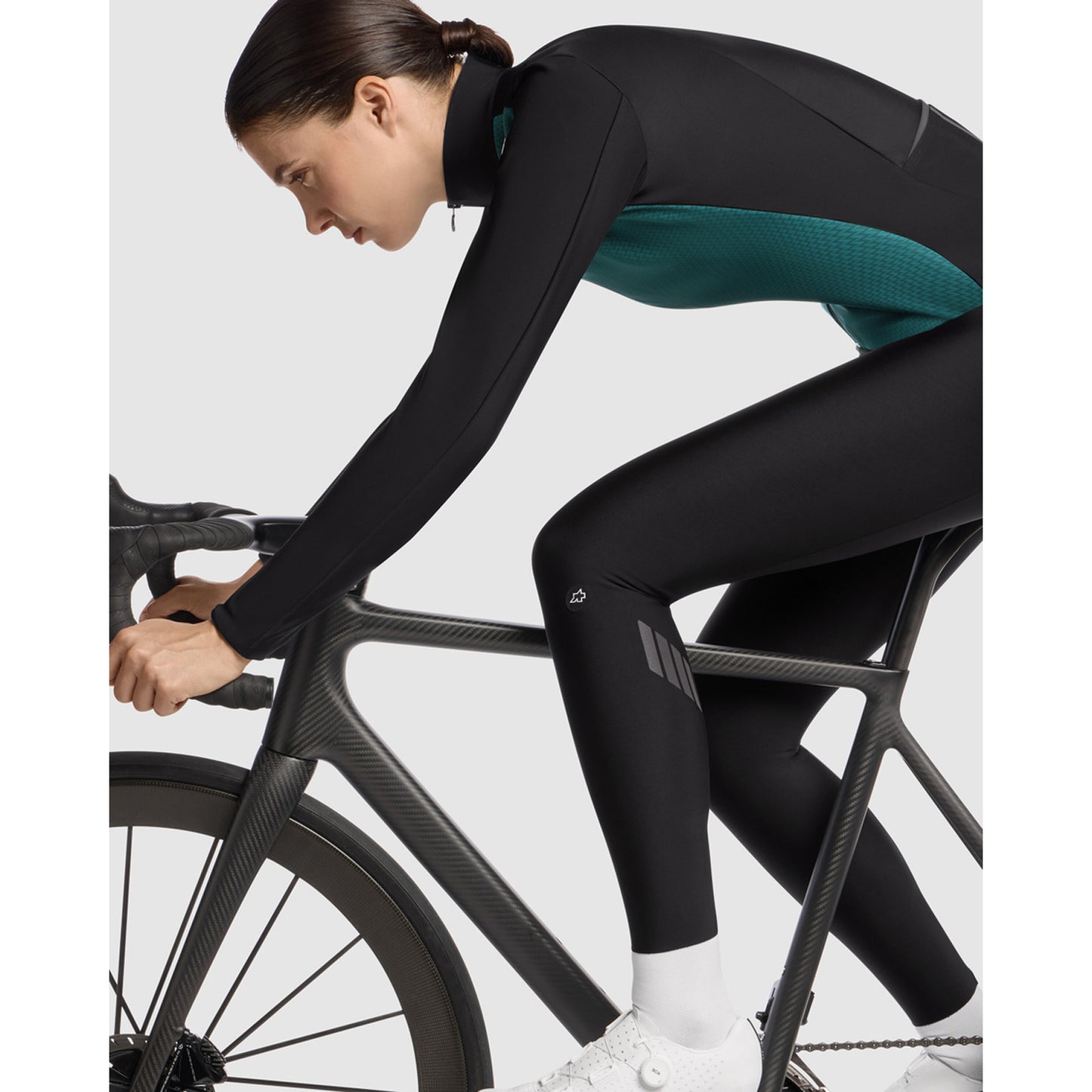 Chaqueta ASSOS UMA GT HASHOOGI S11 Foundation Verde Mujer