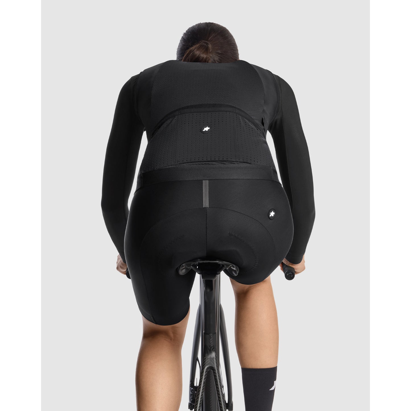 Chaqueta sin mangas ASSOS DYORA R S11 Serie Negra Mujer