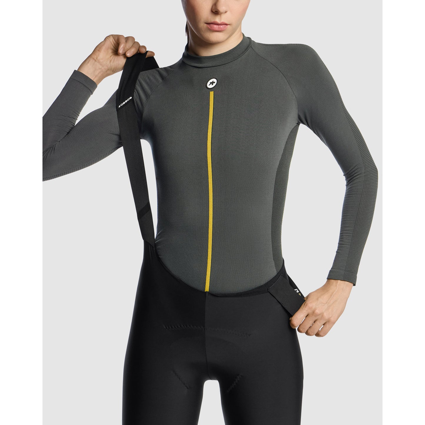 ASSOS WOM P1 Ropa interior de manga larga para mujer Gris antracita