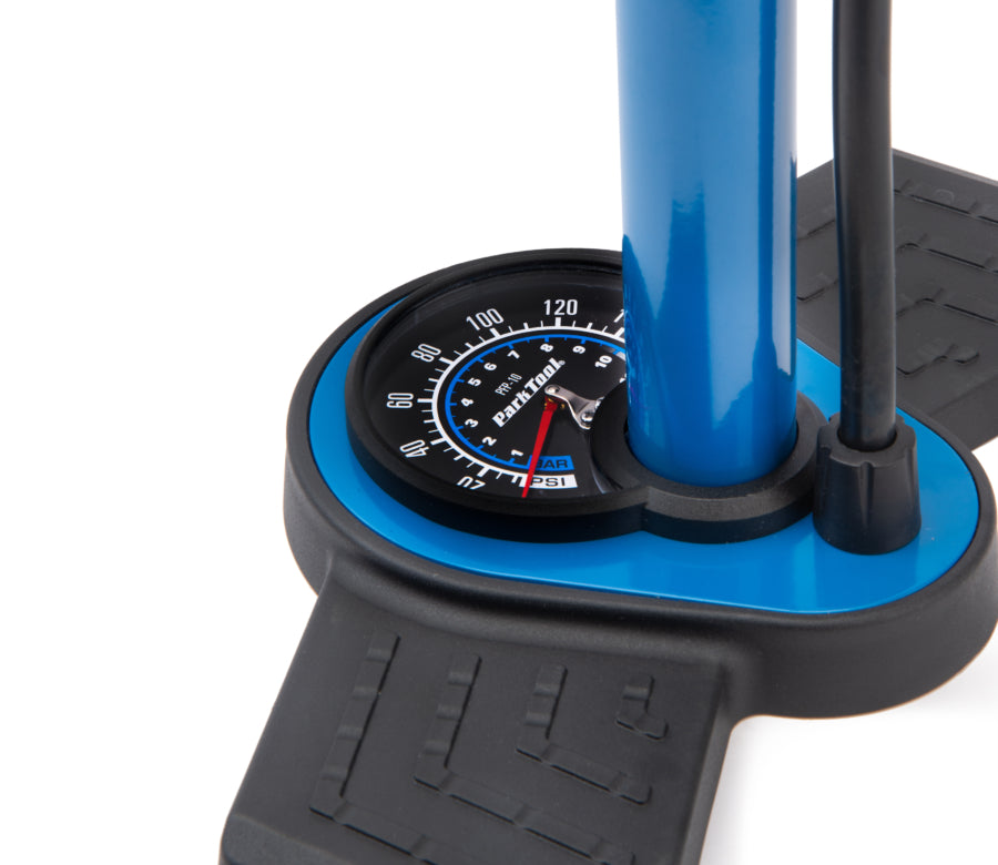 Base de la Park Tool PFP-10 con manómetro integrado