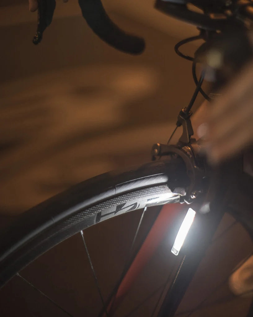 KNOG PLUS TWINPACK Luz Delantera y Trasera 40/20 Lumens Negro