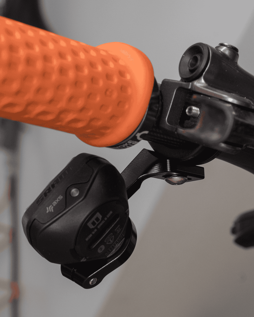 BIKEYOKE PODDY EV collar para SRAM AXS POD palanca de cambios derecha