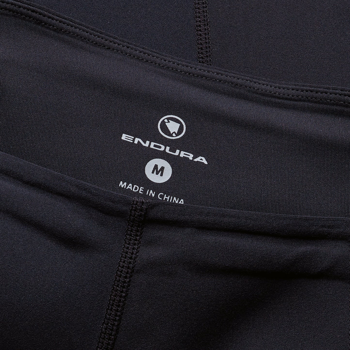 Pantalón Corto ENDURA LOOP Negro 2025