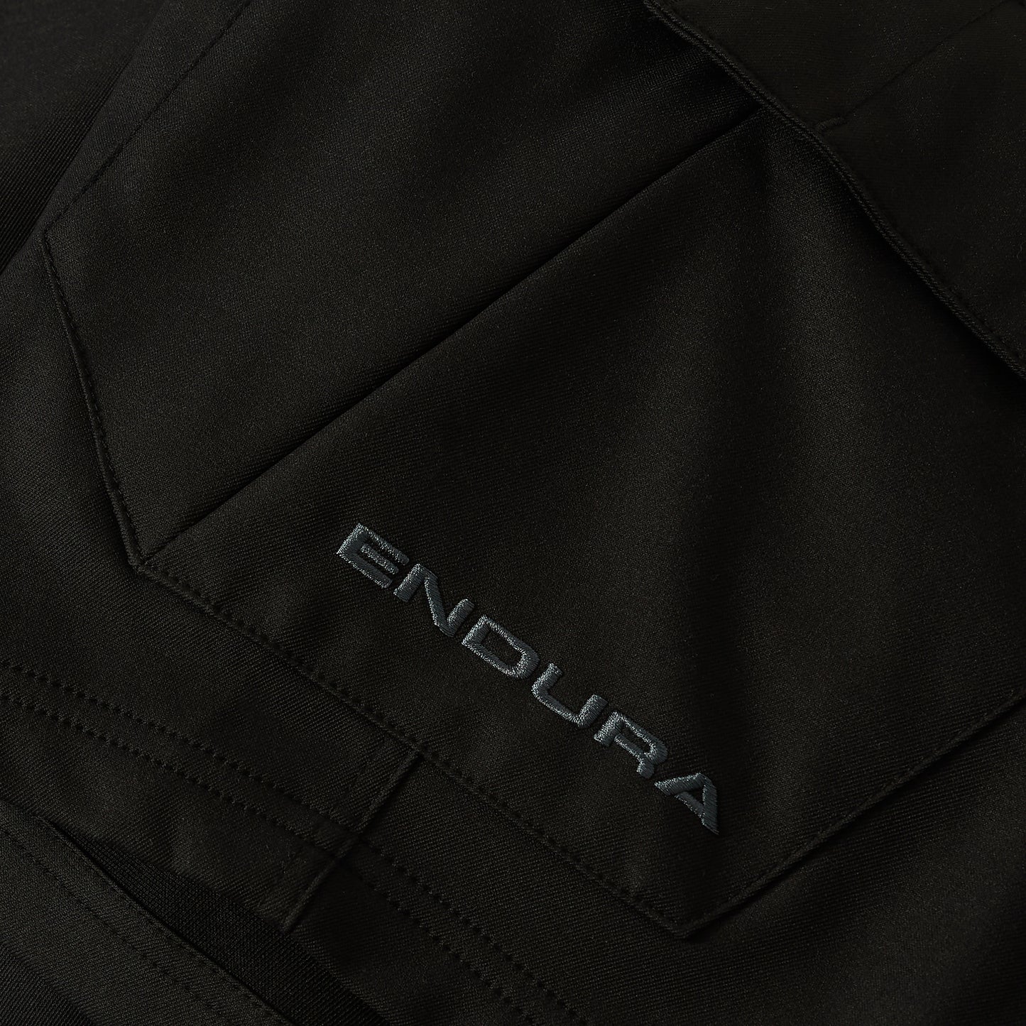 Pantalón corto ENDURA LOOP CARGO Negro