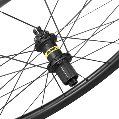 Rueda Trasera MAVIC COSMIC SL 45 DISC Tubeless Ready (Center Lock) 2025
