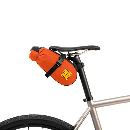 Mochila de sillín RESTRAP SADDLE PACK 2,5 L naranja