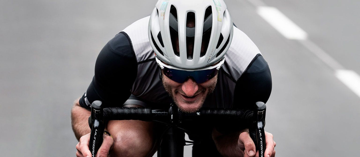 Casco de carretera MET RIVALE MIPS Blanco Brillante