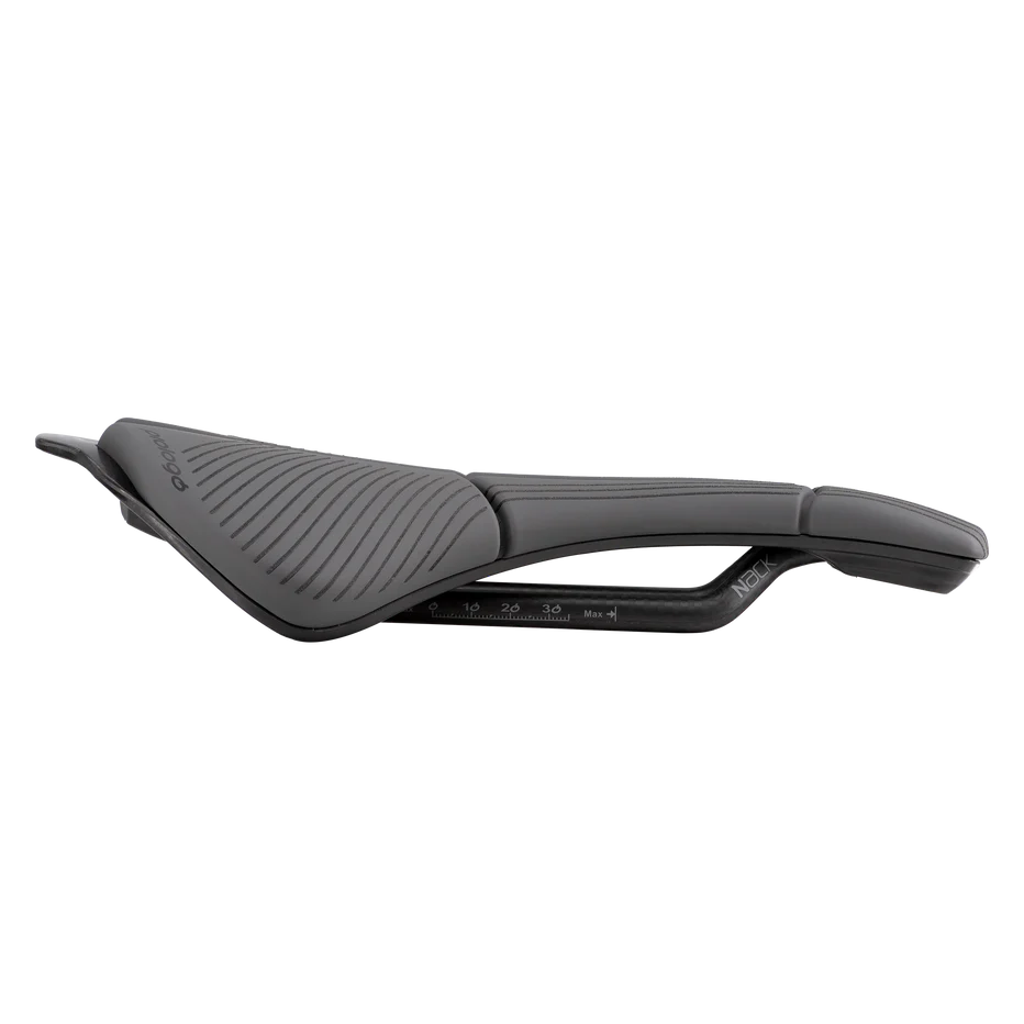 Sillín PROLOGO SCRATCH M5 PAS AGX 147mm Nack Rails Negro