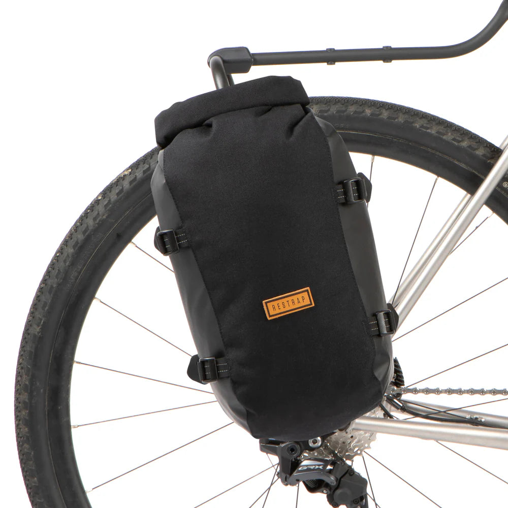 RESTRAP SWITCH Bolsa portaequipajes 10L Negra
