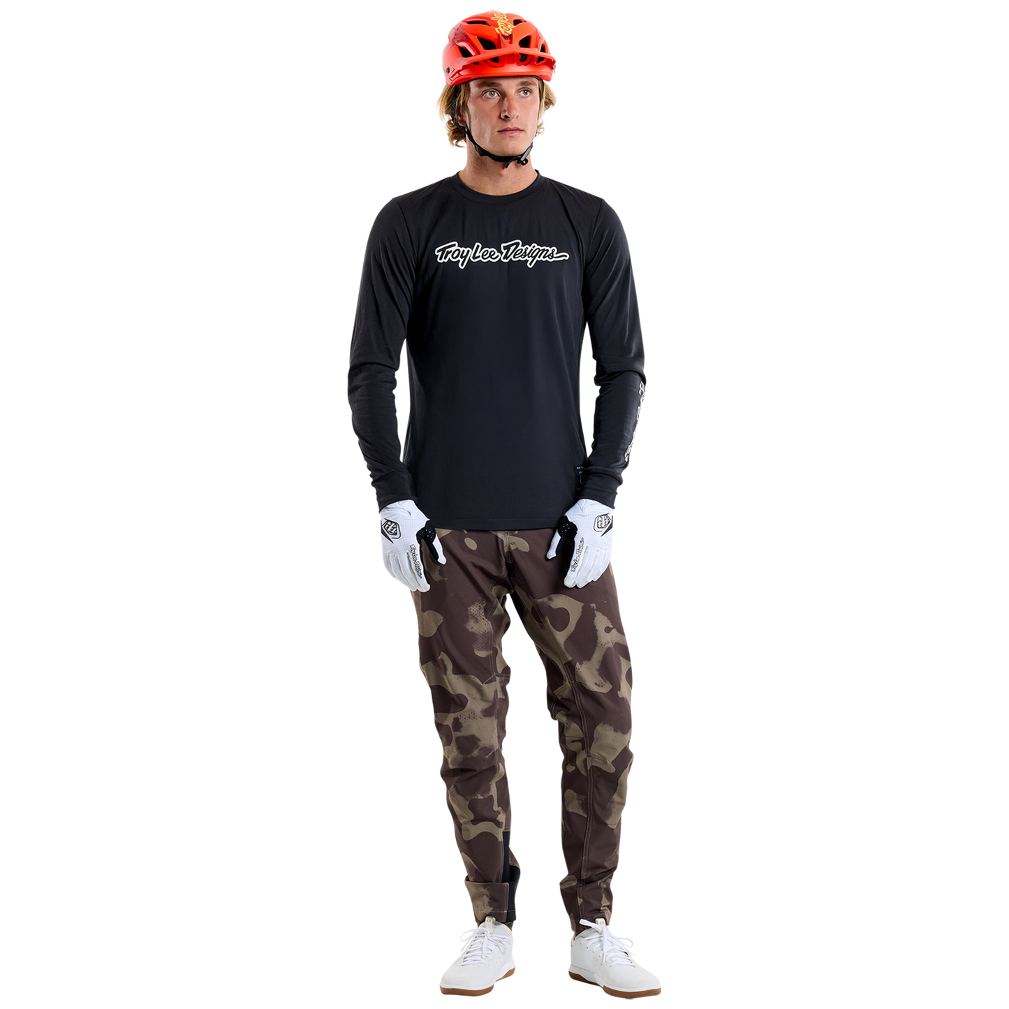 TROY LEE DESIGNS SKYLINE RIDE TEE SIGNATURE Maillot Manga Larga Negro 2025