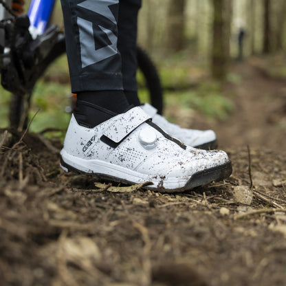 Zapatillas MTB SHIMANO GE900 HS Blanco