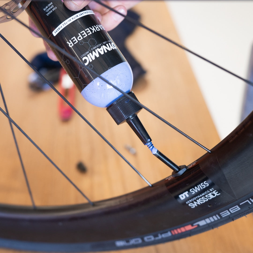 Montaje tubeless con líquido sellante DYNAMIC BARKEEPER