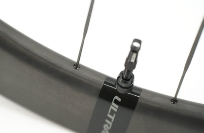 Par de Ruedas SCOM ULTRA 62+ Tubeless Ready (Center Lock)