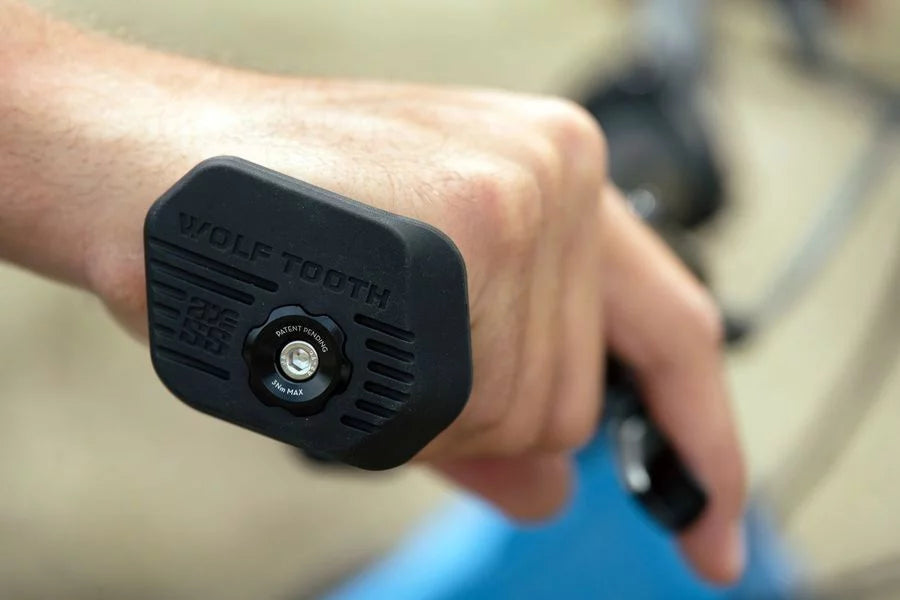 Extremos de barra WOLF TOOTH LOCKED-IN