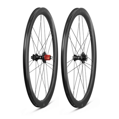 Par de Ruedas CAMPAGNOLO BORA ULTRA WTO 45 C23 DISC Tubeless Ready (Center Lock) Chrome