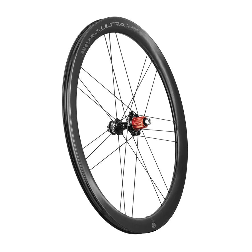 Par de ruedas CAMPAGNOLO BORA ULTRA WTO 45 C23 DISC Tubeless Ready (Center Lock) Cromadas