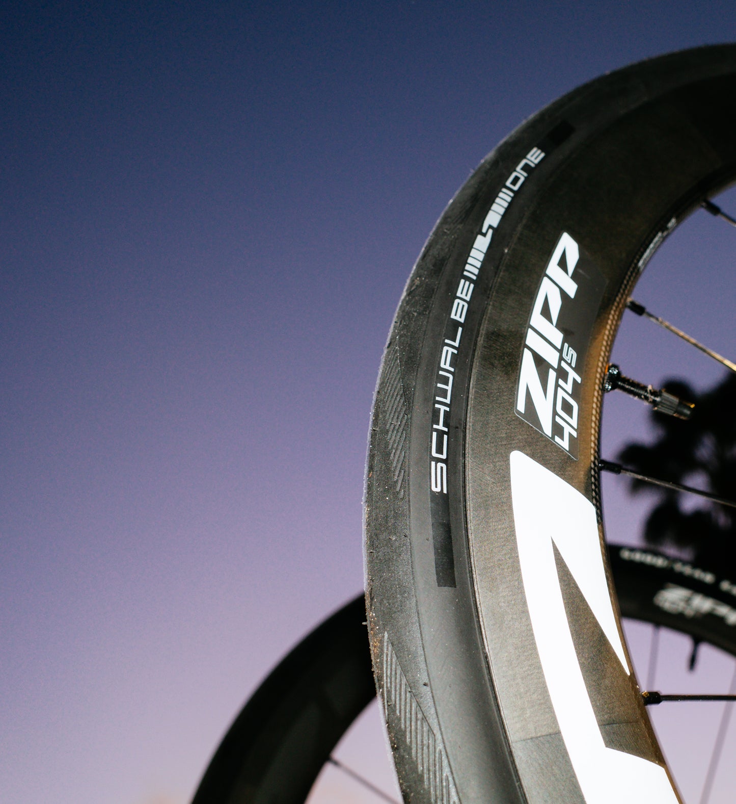ZIPP 404 S A1 rueda delantera blanca