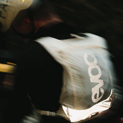 Mochila de hidratación EVOC HYDRO PRO Ultra 1,5 L arena