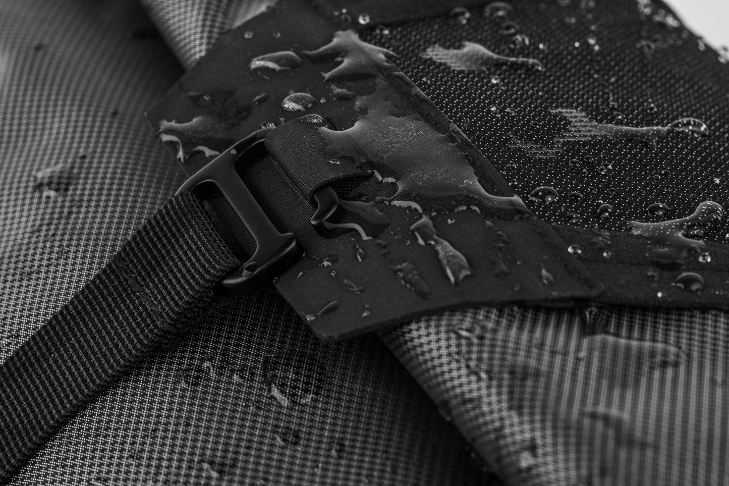 APIDURA EXPEDITION FRONT RACK PACK 20 L Bolsa manillar Negro