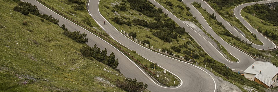 ¿Cómo ajusto las bielas de mi bicicleta de carretera?