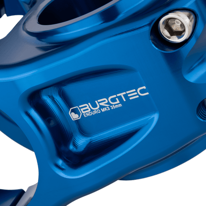 Potencia BURGTEC ENDURO MK3 azul — detalle del cuerpo mecanizado
