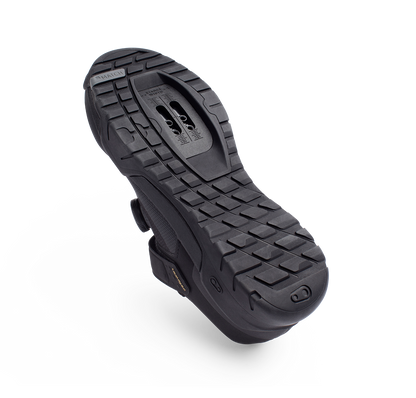 Zapatillas de MTB CRANKBROTHERS MALLET E-BOA negro/dorado — vista oblicua de la suela
