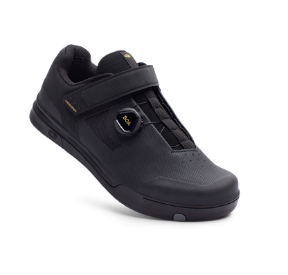 Zapatillas de MTB CRANKBROTHERS MALLET BOA CLIP negras/doradas — vista de tres cuartos