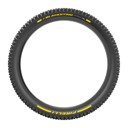 Neumático PIRELLI SCORPION BLACK STING 29x2.40 Supersoft ProWall Tubeless Ready de aro plegable negro/amarillo Edición Equipo