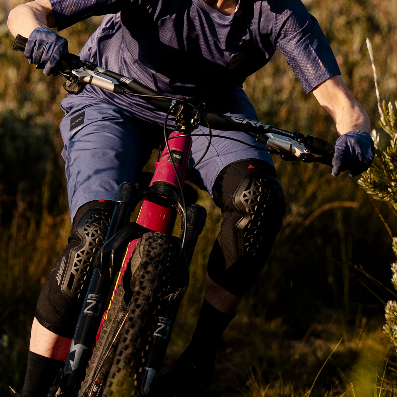 Rodilleras LEATT FLEXMESH Negras