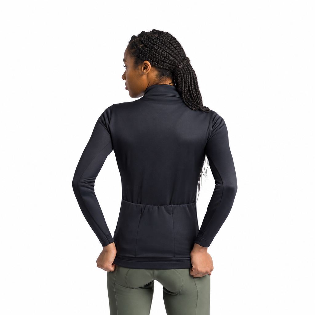 Chaqueta SPORTFUL CLASSIC 2 para mujer en negro, vista trasera sobre fondo blanco