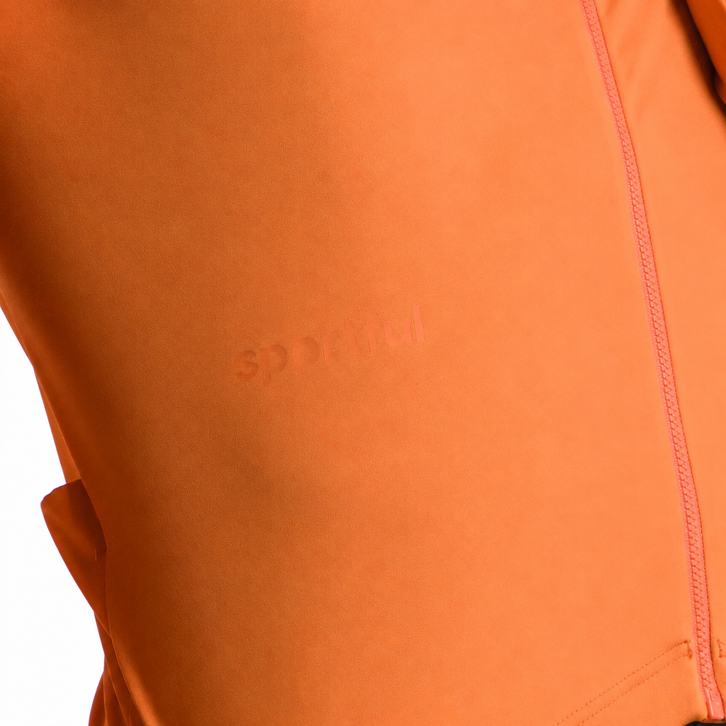 Chaqueta SPORTFUL CLASSIC 2 naranja, detalle frontal sobre fondo blanco
