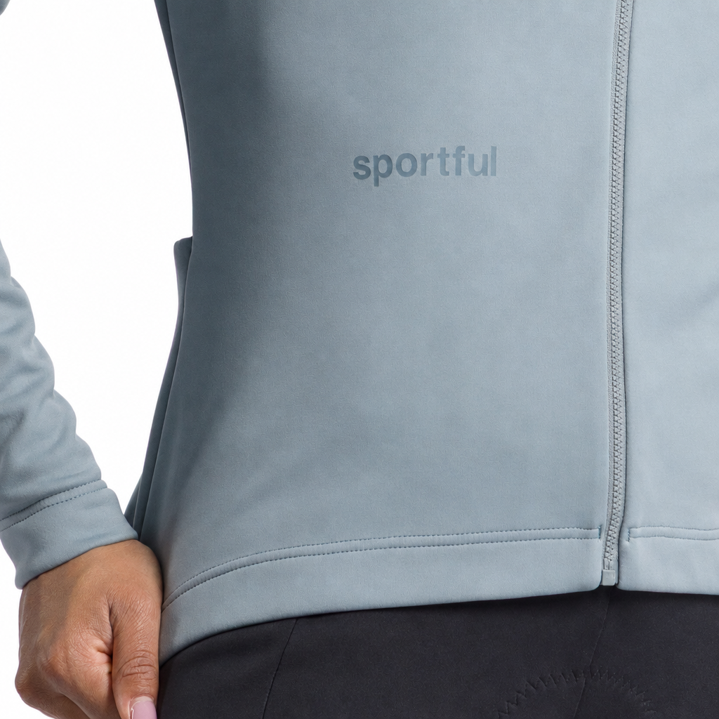 Chaqueta SPORTFUL CLASSIC 2 para mujer gris, detalle frontal sobre fondo blanco